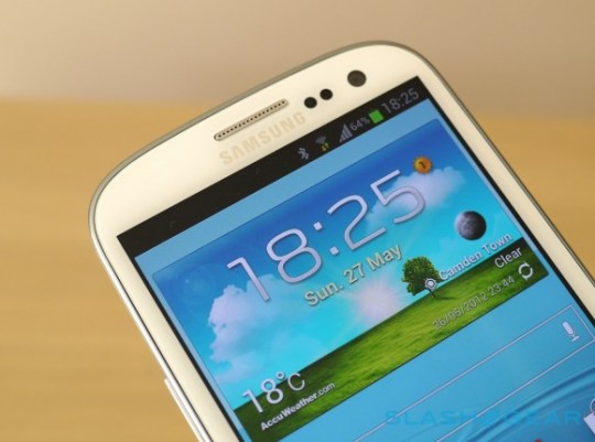 Updated samsung galaxy s3 could arrive soon after galaxy s4