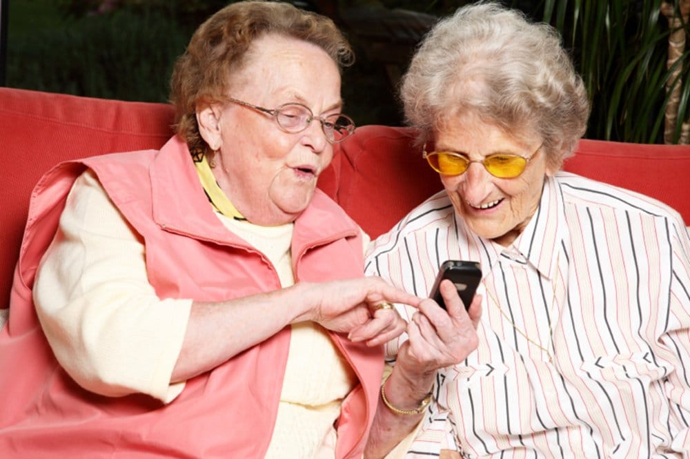 Top 10 smartphone apps for the elderly
