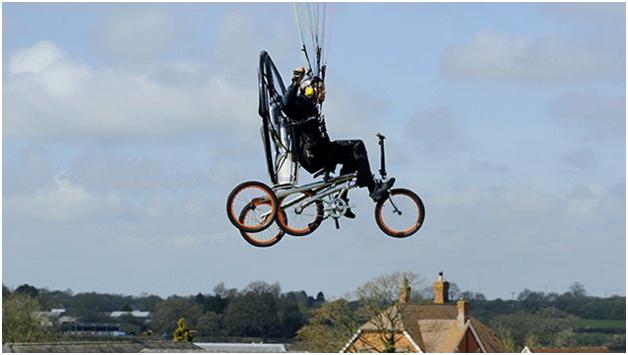 Flying bicycle paravelo