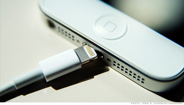 Geek insider, geekinsider, geekinsider. Com,, apple may have to discontinue its lightning charger, iphone and ipad