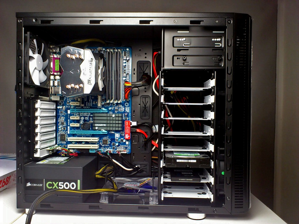 Geek insider, geekinsider, geekinsider. Com,, 10 reasons why building your own pc is the way to go, productivity