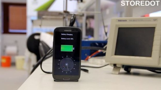 Smartphone battery prototype can be charged in 30 seconds