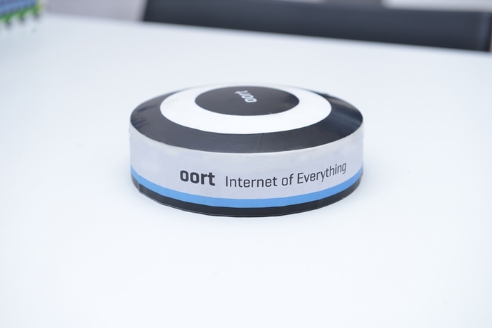 Geek insider, geekinsider, geekinsider. Com,, kickstarters of the week: moment smartwatch & oort, business