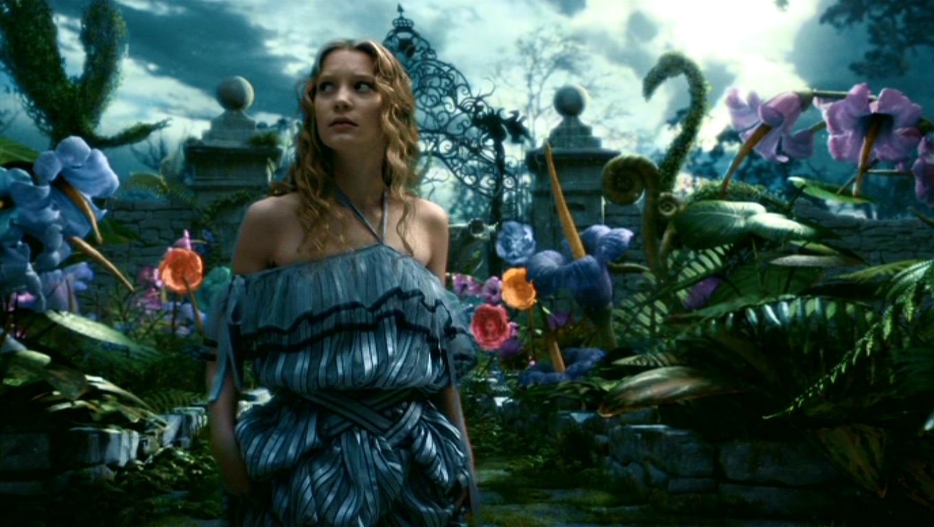 Sequel to ‘alice in wonderland’ confirmed, called ‘through the looking glass’