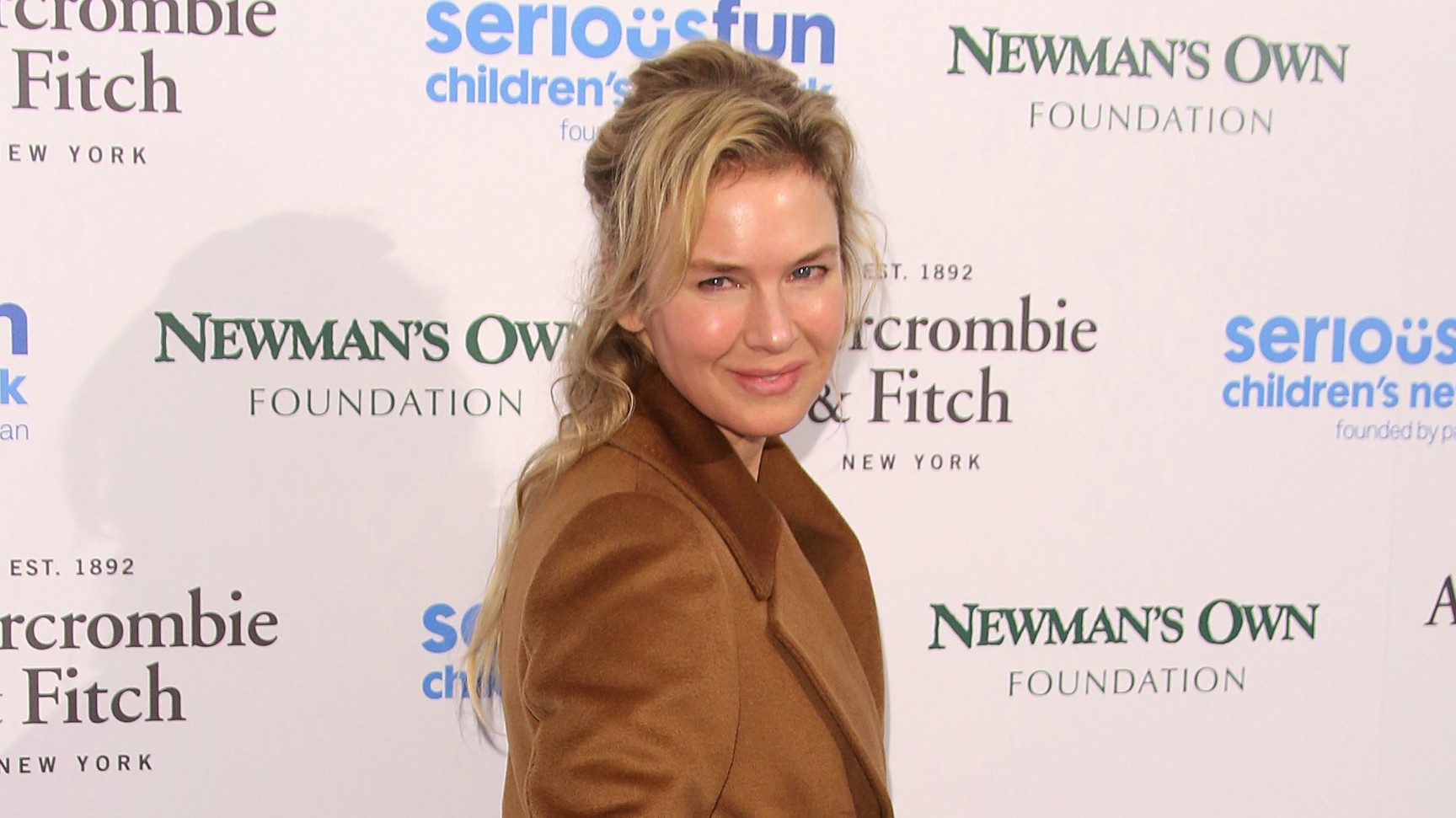 Renée zellweger takes on tabloids and the negative fixation on appearance