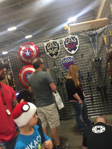 Geek insider, geekinsider, geekinsider. Com,, our very own elise yeakley was at salt lake comic con and here's what she saw, comics
