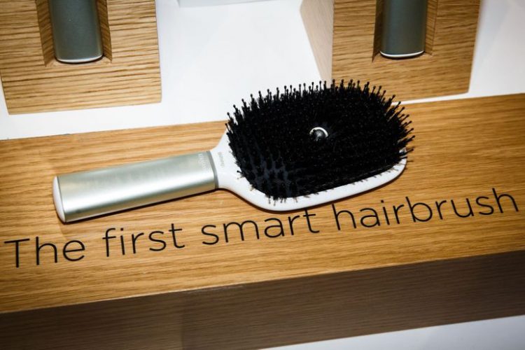 Kerastase smart hairbrush