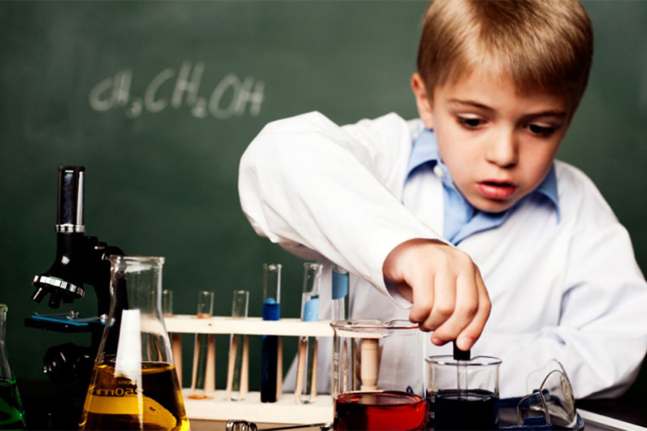 7 advantages of science gifts for kids