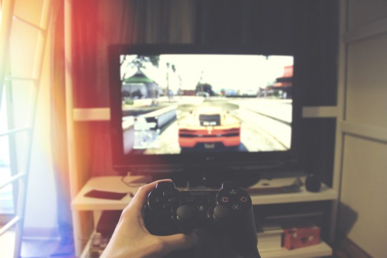 5 ways playing computer games makes you smarter