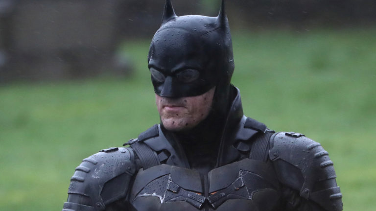 Holy unauthorized leaks – photos from ‘the batman’ set