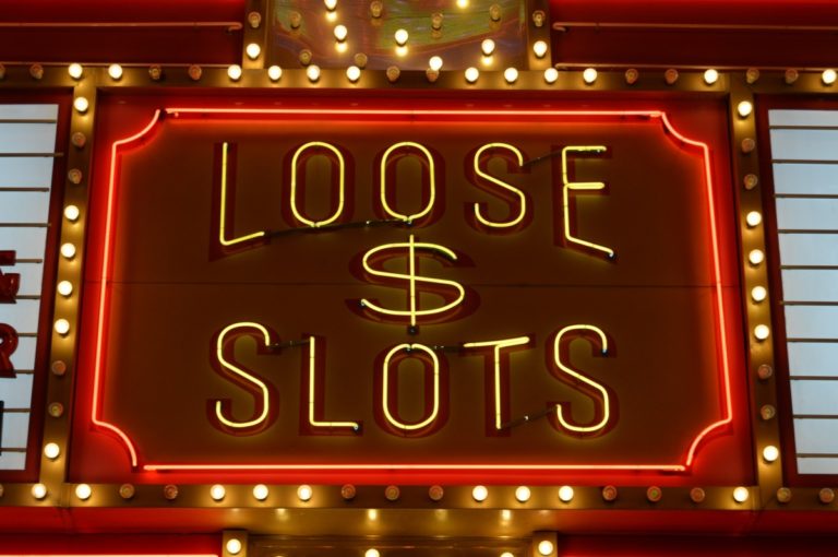 Slots and casino games that geeks love to play online