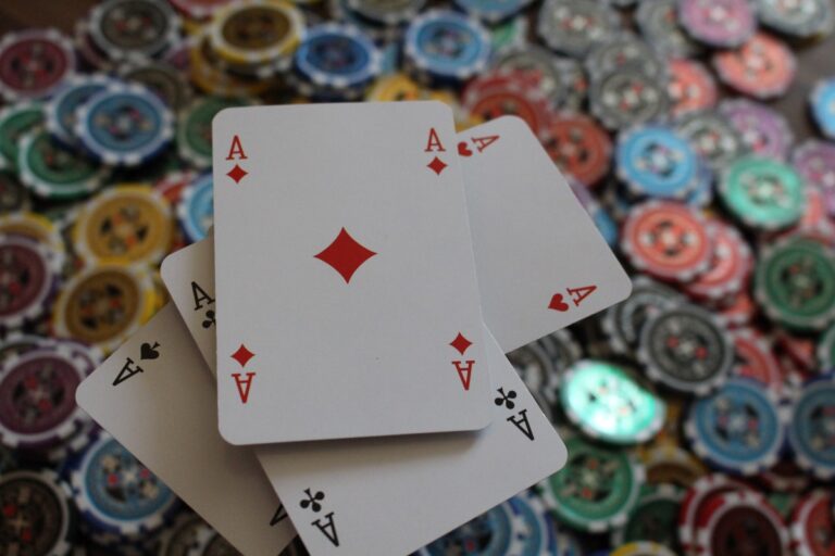 5 top benefits of playing at online casinos