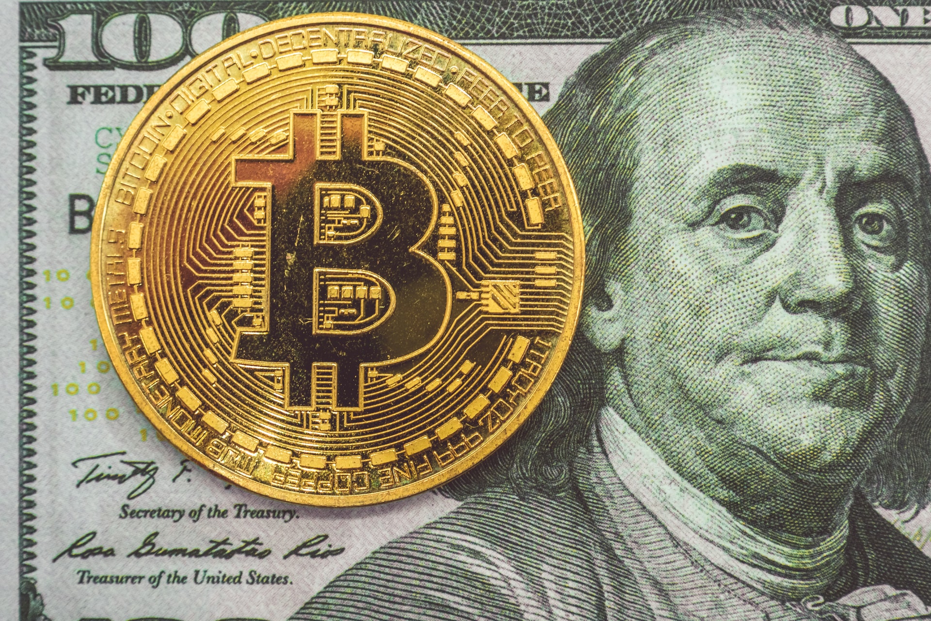 Geek insider, geekinsider, geekinsider. Com,, want to turn your bitcoin into cash? Keep reading, crypto currency