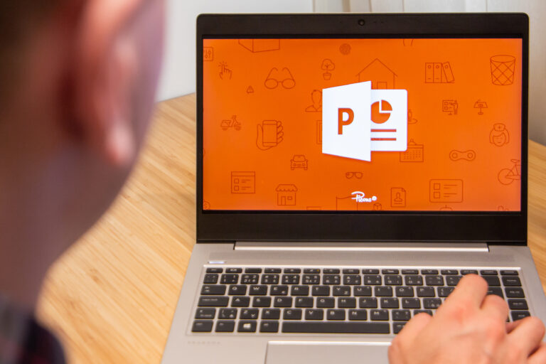 How to animate a still slide background in microsoft powerpoint