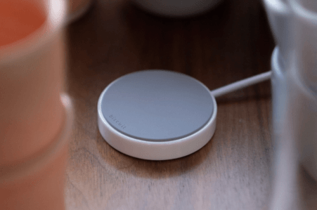 Geek insider, geekinsider, geekinsider. Com,, meet biscuit - an upgradable/repairable wireless charger, reviews