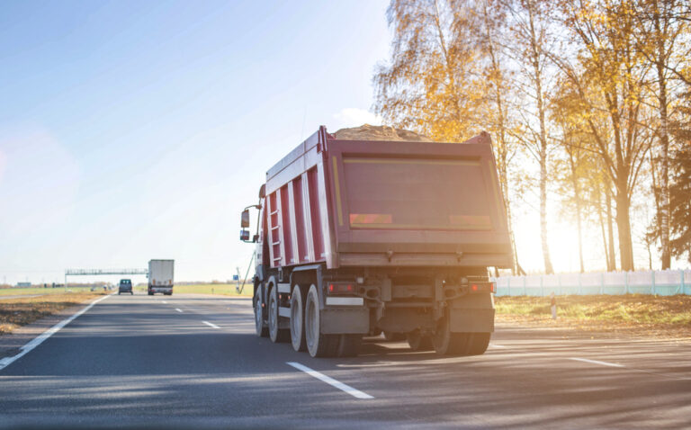 6 things to consider before starting a dump truck business