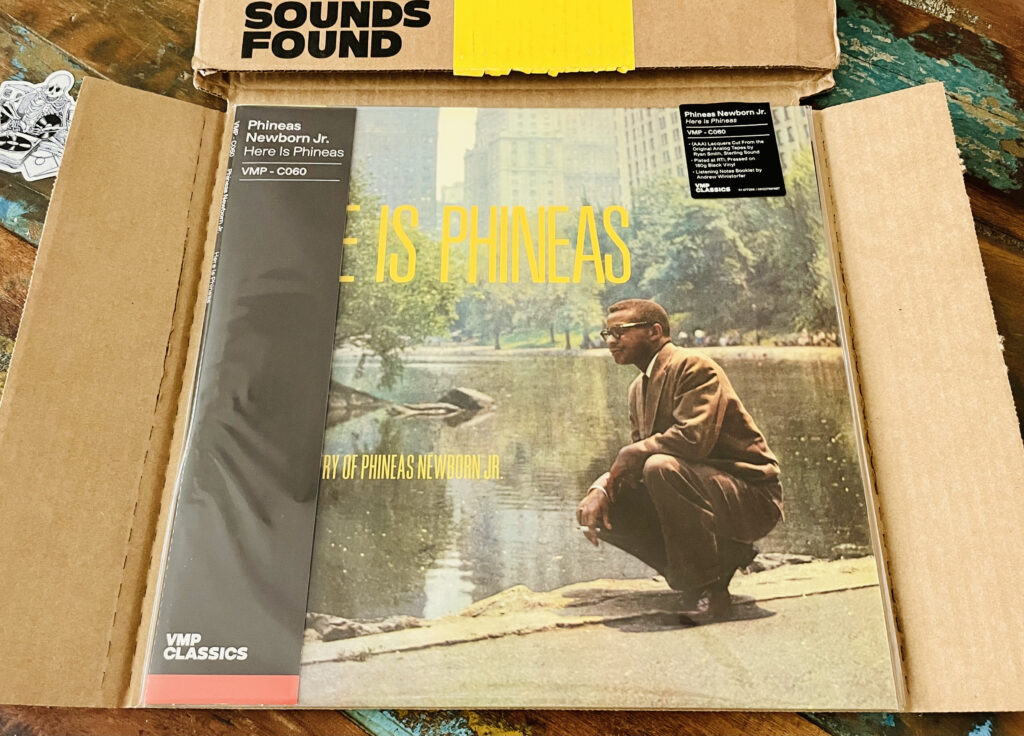 Geek insider, geekinsider, geekinsider. Com,, vinyl me, please may '22 unboxing: phineas newborn jr. - here is phineas, entertainment