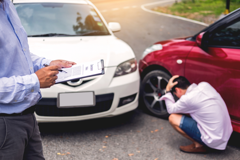 Geek insider, geekinsider, geekinsider. Com,, how to save money on your car insurance, living