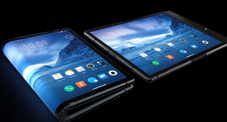 Flexible display smartphones: still relevant in 2022?