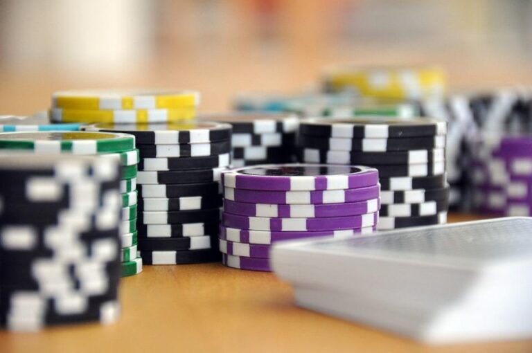 5 things you should know before you start gambling online