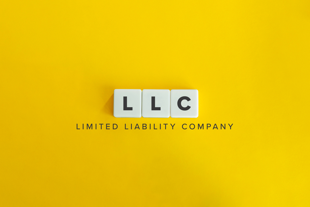 Geek insider, geekinsider, geekinsider. Com,, all you need to know about a limited liability company, business