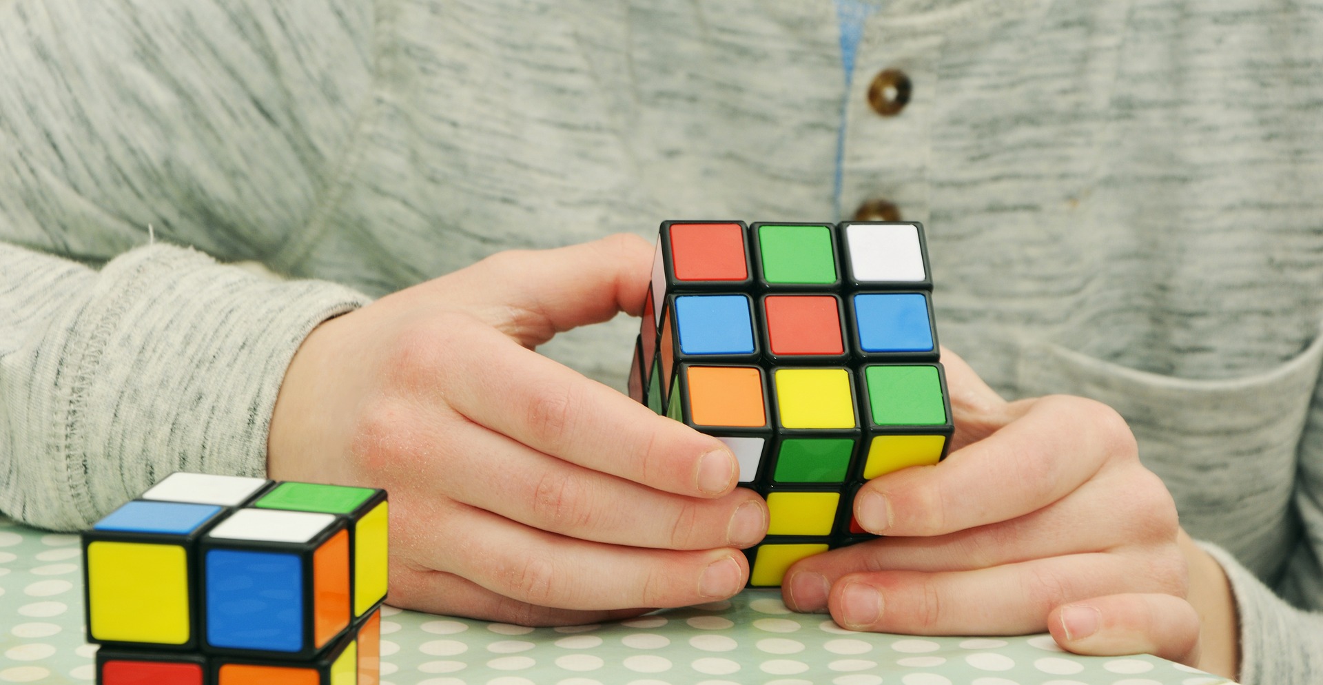 Geek insider, geekinsider, geekinsider. Com,, top 5 puzzle games to play with kids, entertainment