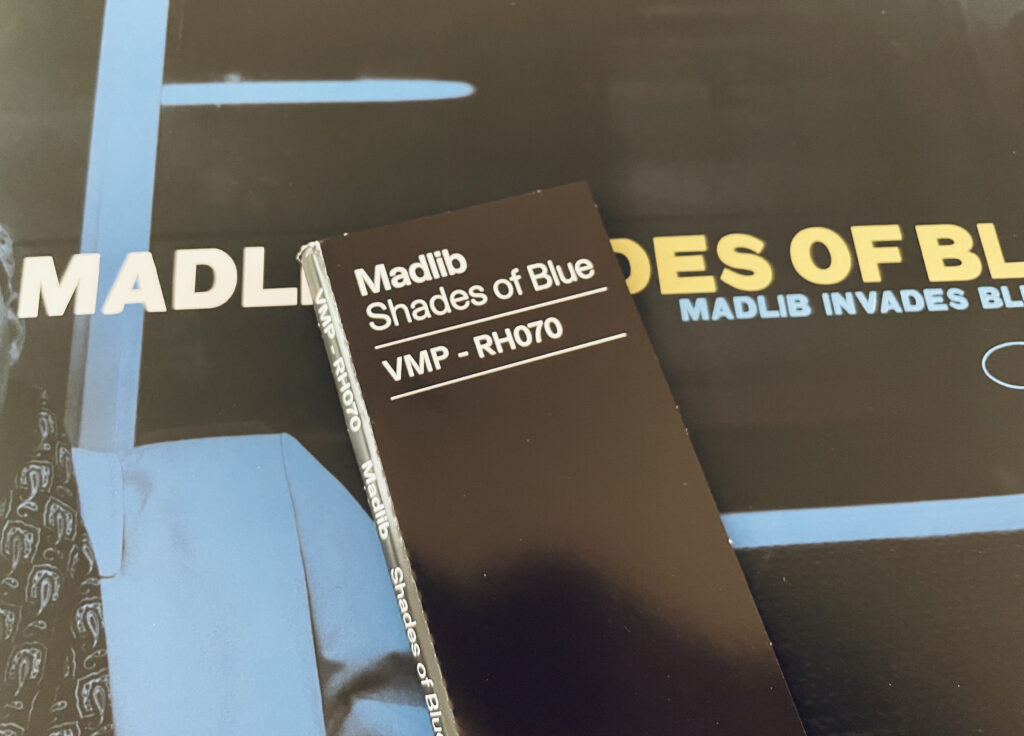 Geek insider, geekinsider, geekinsider. Com,, vinyl me, please unboxing - madlib 'shades of blue', reviews