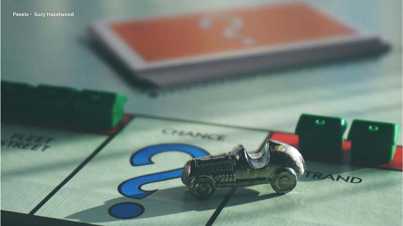 Geek insider, geekinsider, geekinsider. Com,, 8 tips to win at monopoly during family game night, entertainment